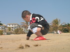 孩子对沙子的热爱并非我们大人能理解的